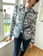 Load image into Gallery viewer, Les Fleurs Jacket