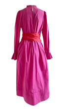 Load image into Gallery viewer, Alva Dress