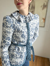 Load image into Gallery viewer, Les Fleurs Jacket