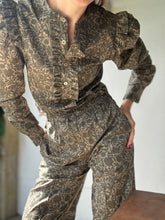 Load image into Gallery viewer, Wiggy Blouse