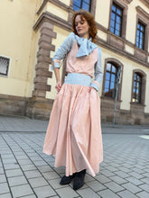 Load image into Gallery viewer, Loreta Skirt