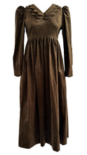 Load image into Gallery viewer, Brown Gaël Dress
