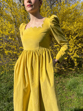 Load image into Gallery viewer, Spring Heidi Dress
